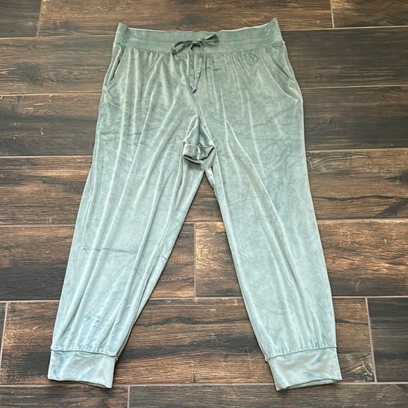 💖 Victoria’s Secret Jogger Sleep Pants with 2 Pockets - Picture 1 of 7